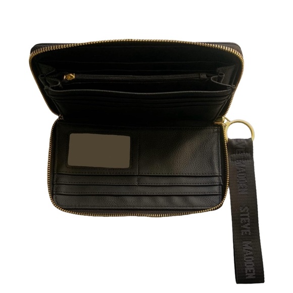 Steve Madden Bzip-Web Zip Around Wallet Wristlet - Picture 4 of 4